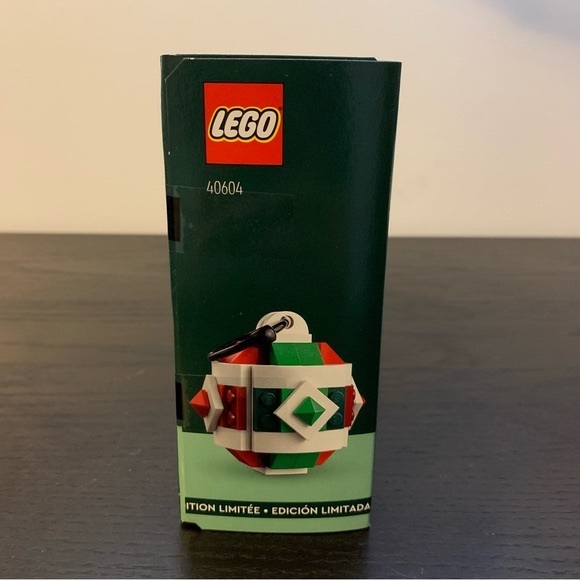 LEGO Limited Edition 2023 Christmas Decor Set 40604 (182 Pieces), NIB - Picture 8 of 16